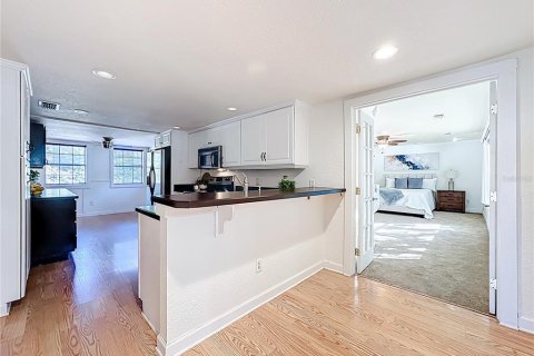 Villa ou maison à vendre à Mount Dora, Floride: 4 chambres, 230.3 m2 № 2126957 - photo 16