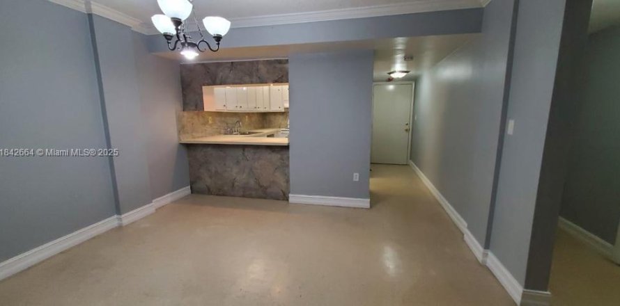 Condo à Hialeah, Floride, 2 chambres № 1836707