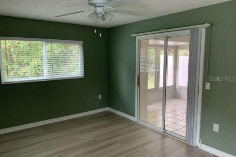House in Hudson, Florida 2 bedrooms, 110.46 sq.m. № 2395843 - photo 14