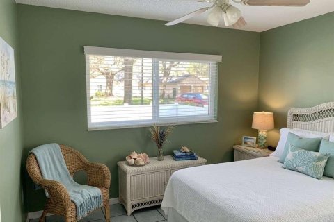 House in Hudson, Florida 2 bedrooms, 110.46 sq.m. № 2395843 - photo 17