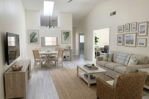 House in Hudson, Florida 2 bedrooms, 110.46 sq.m. № 2395843 - photo 6