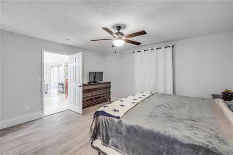 House in Edgewater, Florida 3 bedrooms, 130.43 sq.m. № 1662249 - photo 19