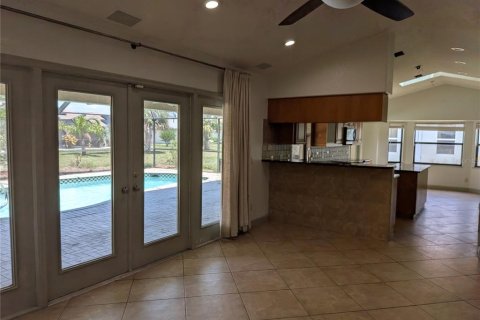 Casa en venta en Punta Gorda, Florida, 4 dormitorios, 240.25 m2 № 1770211 - foto 14