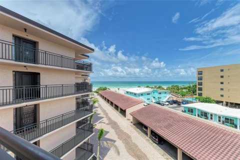Купить кондоминиум в Сарасота, Флорида 5 комнат, 117.52м2, № 1824677 - фото 4