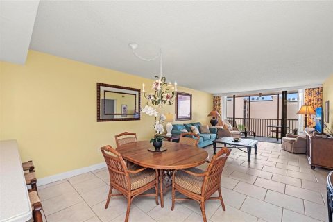 Condo in Sarasota, Florida, 2 bedrooms  № 1824677 - photo 15