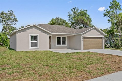 House in Orange City, Florida 3 bedrooms, 139.35 sq.m. № 1682993 - photo 4