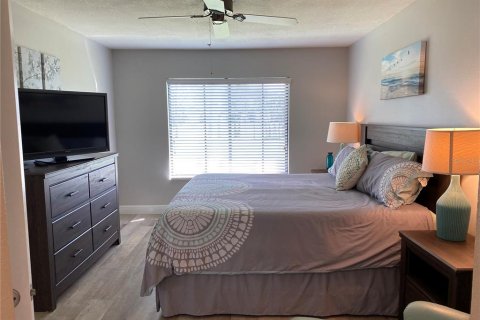 Copropriété à louer à Sarasota, Floride: 2 chambres, 112.6 m2 № 2298573 - photo 18