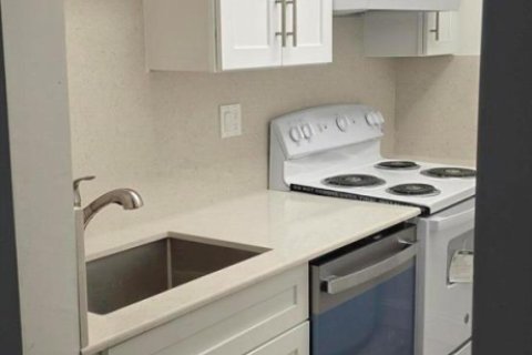 Copropriété à louer à Miami, Floride: 1 chambre, 67.35 m2 № 2387783 - photo 1