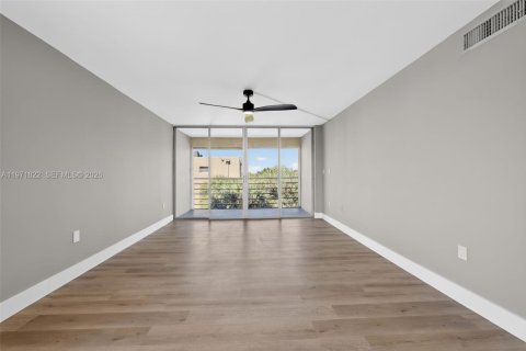 Copropriété à vendre à Davie, Floride: 2 chambres, 102.19 m2 № 2042255 - photo 8