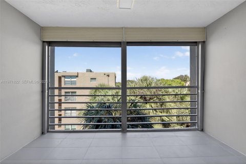 Copropriété à vendre à Davie, Floride: 2 chambres, 102.19 m2 № 2042255 - photo 26