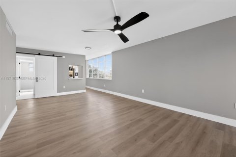 Copropriété à vendre à Davie, Floride: 2 chambres, 102.19 m2 № 2042255 - photo 7