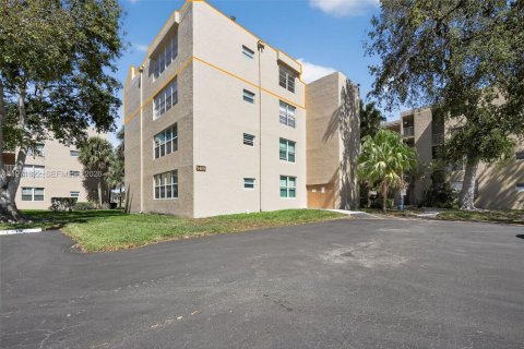 Condo à Davie, Floride, 2 chambres  № 2042255