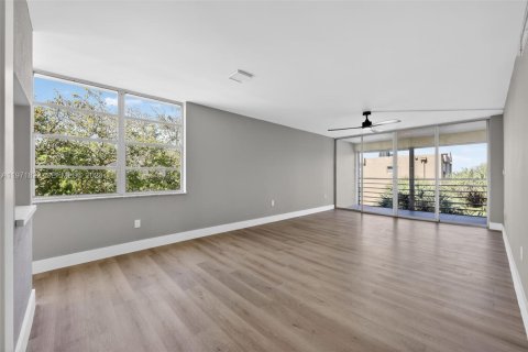 Copropriété à vendre à Davie, Floride: 2 chambres, 102.19 m2 № 2042255 - photo 5