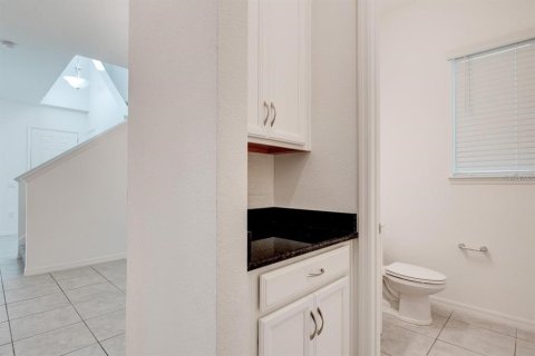House in Winter Garden, Florida 4 bedrooms, 193.05 sq.m. № 2237459 - photo 22