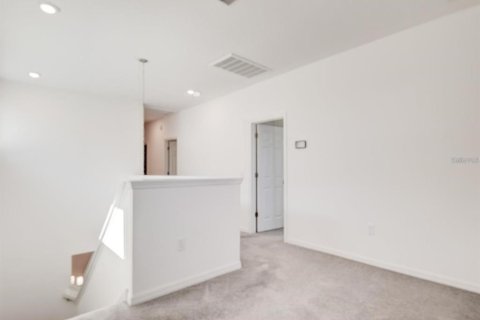 House in Winter Garden, Florida 4 bedrooms, 193.05 sq.m. № 2237459 - photo 27
