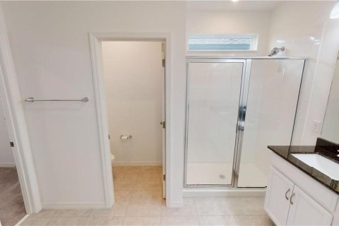 House in Winter Garden, Florida 4 bedrooms, 193.05 sq.m. № 2237459 - photo 25