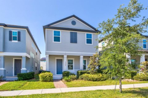 House in Winter Garden, Florida 4 bedrooms, 193.05 sq.m. № 2237459 - photo 2
