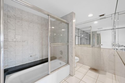 Copropriété à vendre à Fort Lauderdale, Floride: 2 chambres, 169.18 m2 № 1930250 - photo 19