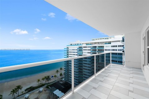 Copropriété à vendre à Fort Lauderdale, Floride: 2 chambres, 169.18 m2 № 1930250 - photo 24