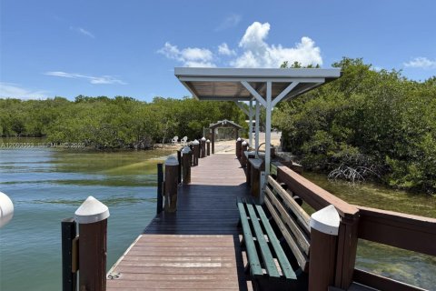 Villa ou maison à louer à Key Largo, Floride: 3 chambres, 102.19 m2 № 2382997 - photo 22