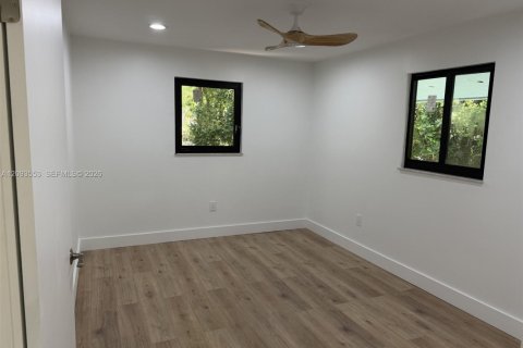 Villa ou maison à louer à Key Largo, Floride: 3 chambres, 102.19 m2 № 2382997 - photo 5