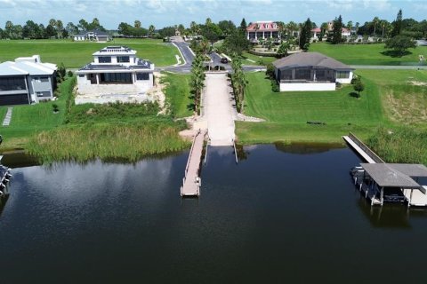 Villa ou maison à vendre à Lake Alfred, Floride: 4 chambres, 267.65 m2 № 1885104 - photo 20