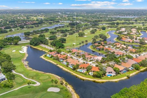 Villa ou maison à vendre à Weston, Floride: 3 chambres, 287.63 m2 № 1941177 - photo 29