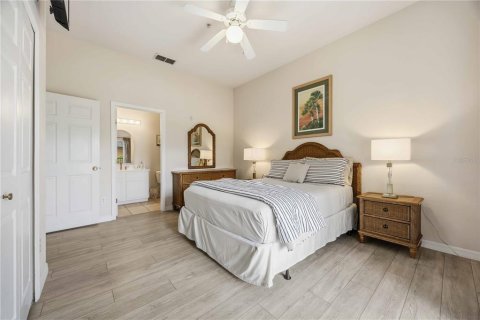 Condo in Davenport, Florida, 3 bedrooms  № 2115158 - photo 19