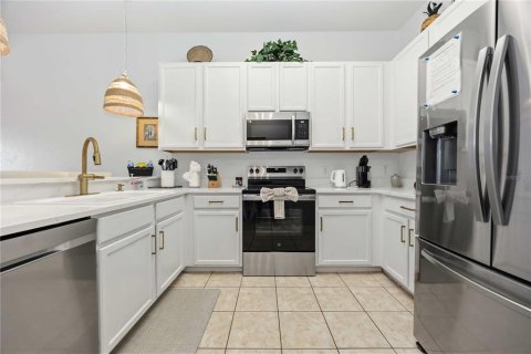 Condo in Davenport, Florida, 3 bedrooms  № 2115158 - photo 18