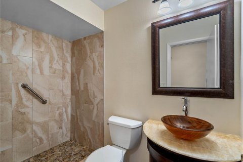 House in Sarasota, Florida 2 bedrooms, 109.07 sq.m. № 2223810 - photo 26
