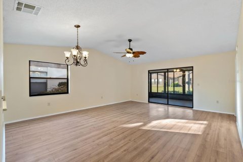 House in Sarasota, Florida 2 bedrooms, 109.07 sq.m. № 2223810 - photo 8