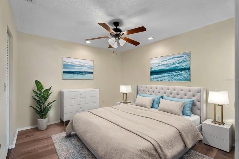 House in Sarasota, Florida 2 bedrooms, 109.07 sq.m. № 2223810 - photo 25