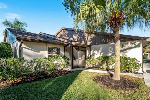 House in Sarasota, Florida 2 bedrooms, 109.07 sq.m. № 2223810 - photo 3