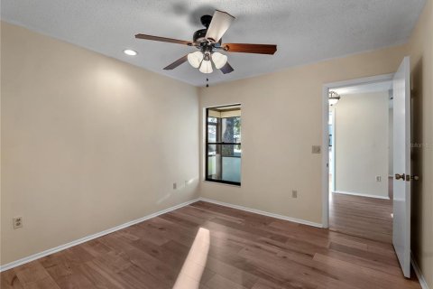 House in Sarasota, Florida 2 bedrooms, 109.07 sq.m. № 2223810 - photo 23