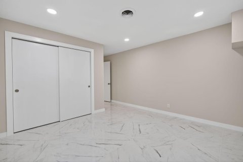 Casa en venta en Hobe Sound, Florida, 3 dormitorios, 141.95 m2 № 2340034 - foto 29