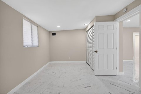 Casa en venta en Hobe Sound, Florida, 3 dormitorios, 141.95 m2 № 2340034 - foto 24