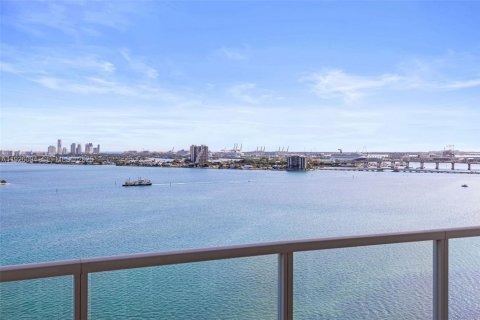Condominio en venta en Miami, Florida, 2 dormitorios, 140.1 m2 № 2154799 - foto 24