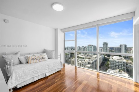 Condominio en venta en Miami, Florida, 2 dormitorios, 140.1 m2 № 2154799 - foto 13