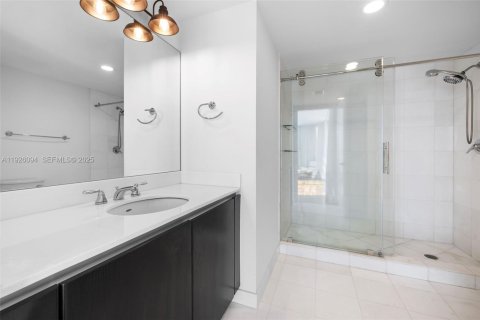 Condominio en venta en Miami, Florida, 2 dormitorios, 140.1 m2 № 2154799 - foto 15