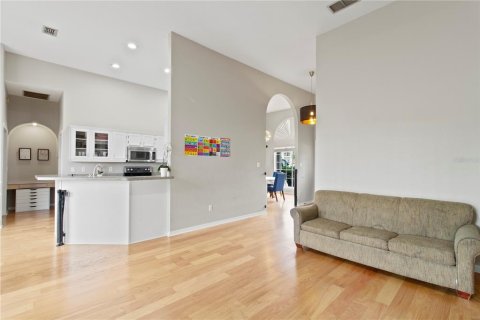 House in Orlando, Florida 3 bedrooms, 165.37 sq.m. № 1802147 - photo 10