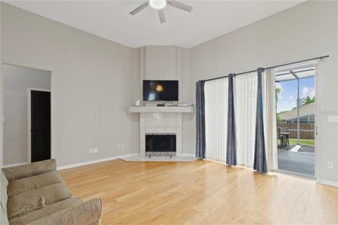 House in Orlando, Florida 3 bedrooms, 165.37 sq.m. № 1802147 - photo 9