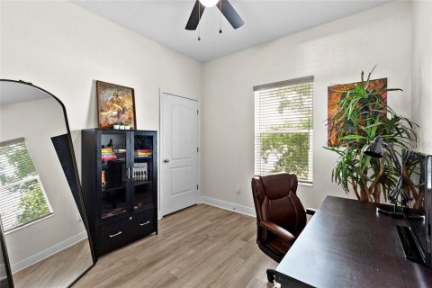 House in Tampa, Florida 3 bedrooms, 133.78 sq.m. № 2203526 - photo 26