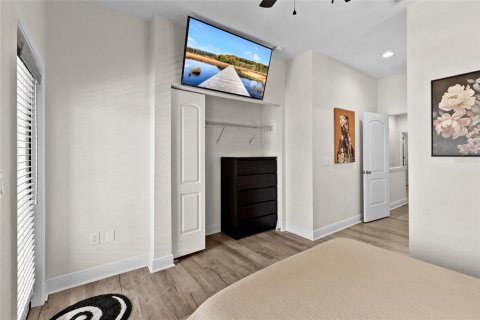House in Tampa, Florida 3 bedrooms, 133.78 sq.m. № 2203526 - photo 29