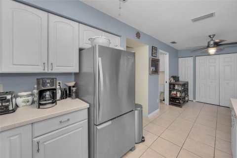 Townhouse in Palm Harbor, Florida 2 bedrooms, 126.35 sq.m. № 1524390 - photo 23