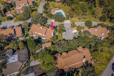 Townhouse in Palm Harbor, Florida 2 bedrooms, 126.35 sq.m. № 1524390 - photo 2