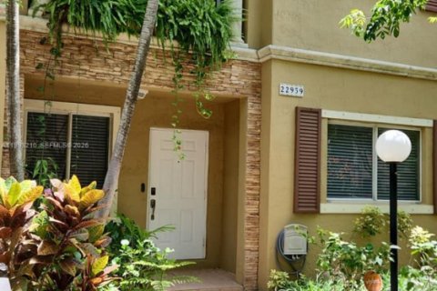 Touwnhouse à vendre à Miami, Floride: 3 chambres, 144.83 m2 № 2055529 - photo 25