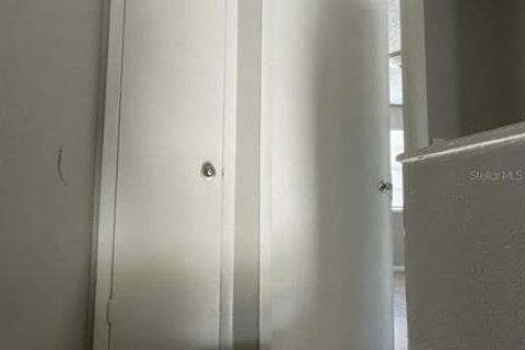 Touwnhouse à louer à Tampa, Floride: 2 chambres, 78.97 m2 № 2118575 - photo 7