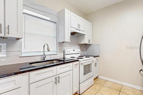 Apartment in Kissimmee, Florida 3 bedrooms, 104.24 sq.m. № 2228494 - photo 24