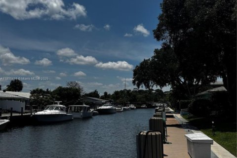 Condominio en venta en Fort Lauderdale, Florida, 1 dormitorio, 81.66 m2 № 1695226 - foto 26