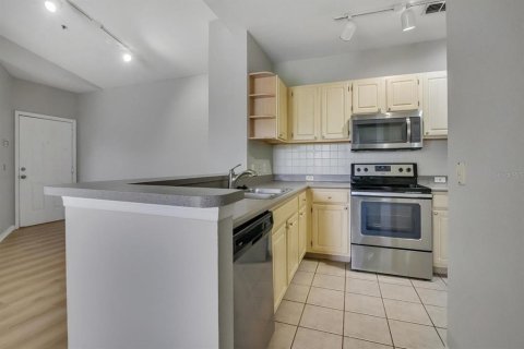 Copropriété à louer à Orlando, Floride: 2 chambres, 93.74 m2 № 2105268 - photo 7